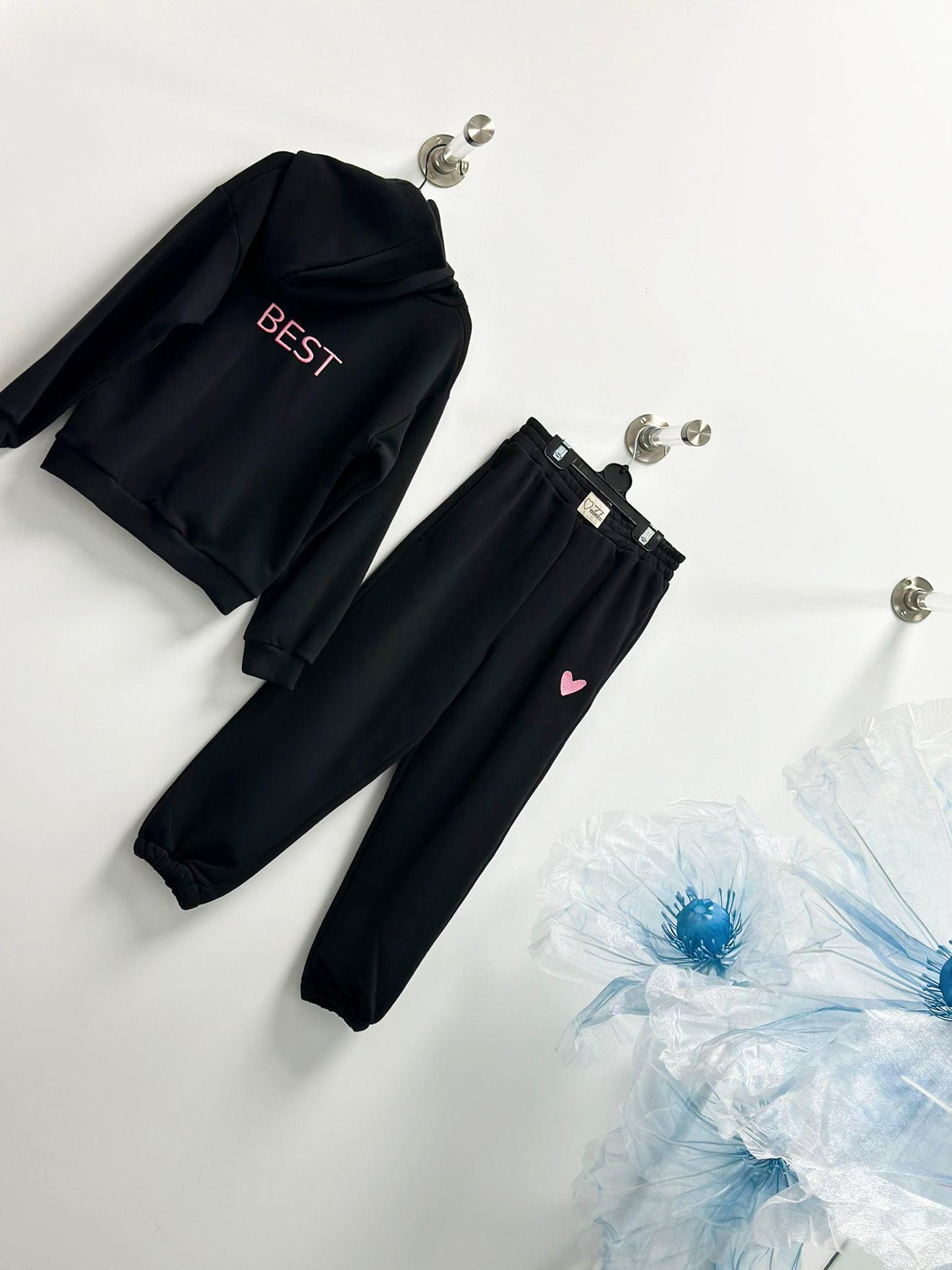 Best Black Heart Sweatsuit
