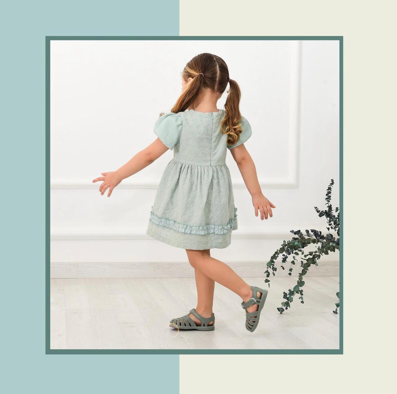 Lilax Cosmos Green