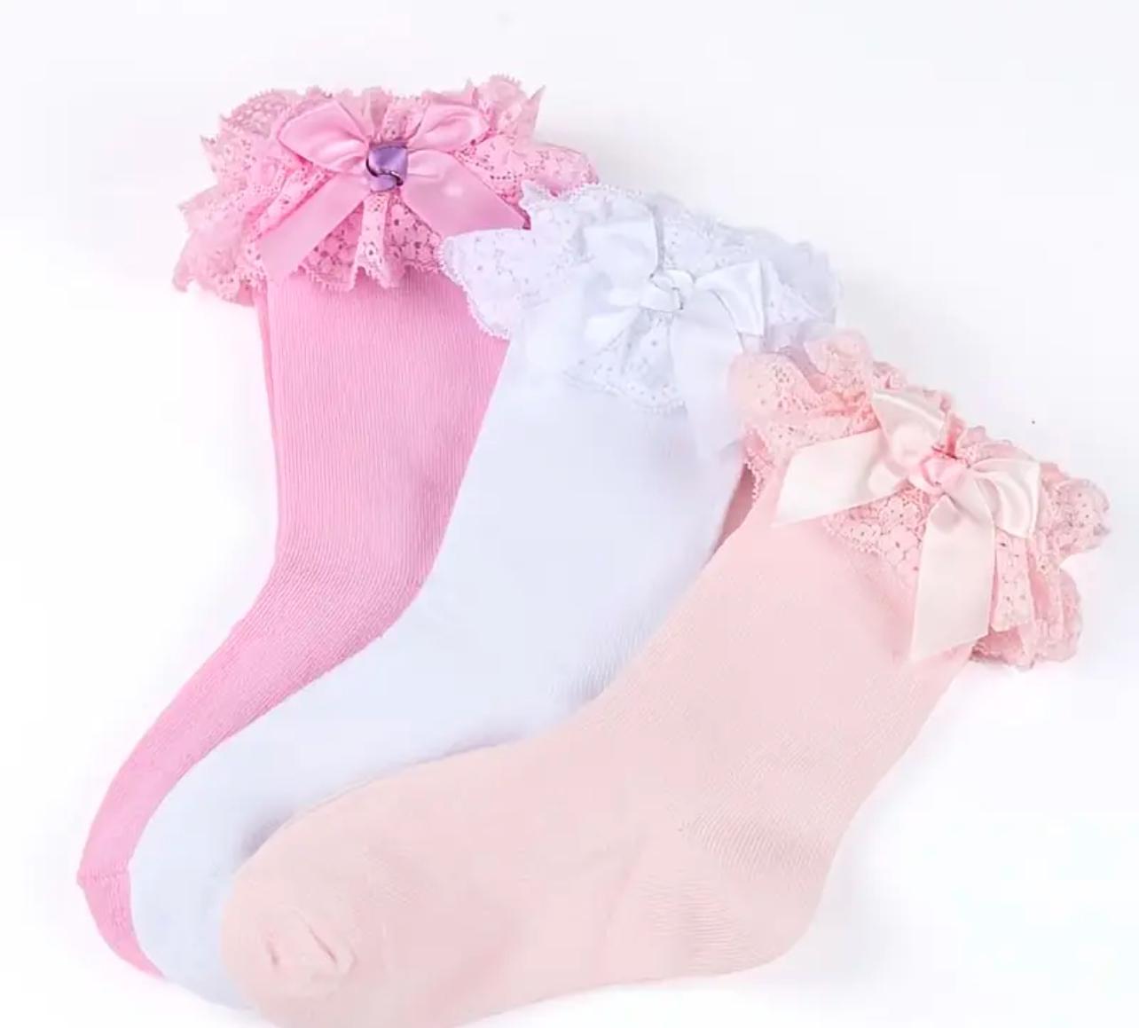 Cotton High Bow Lace Socks