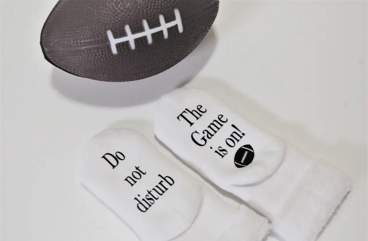 Do Not Disturb, The Game is on Socks