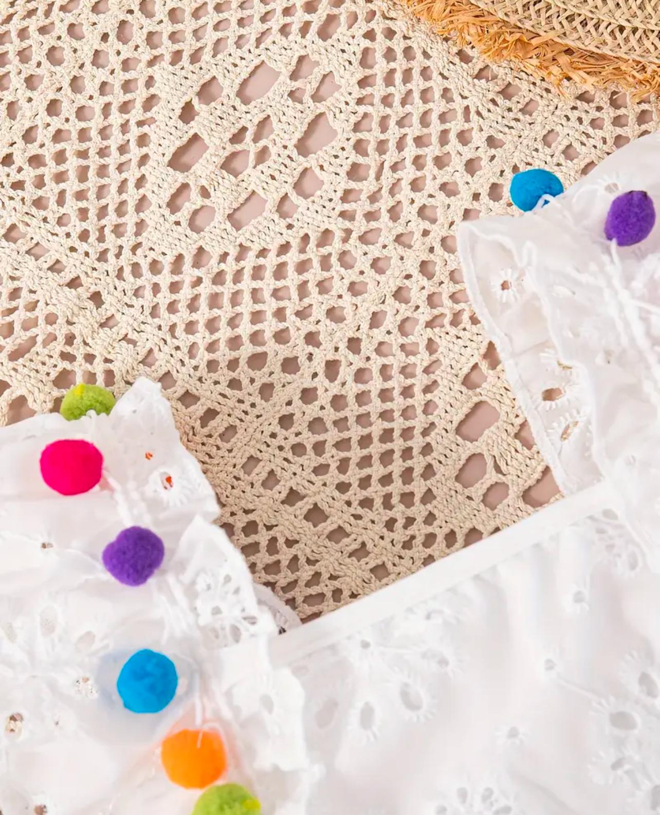 Fun Two-Piece Skirt Set Pom Pom White Lace Outfit
