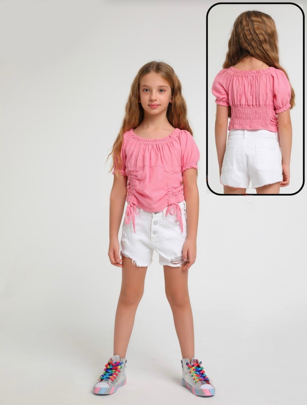 white or pink jean 3-4 buttons shorts