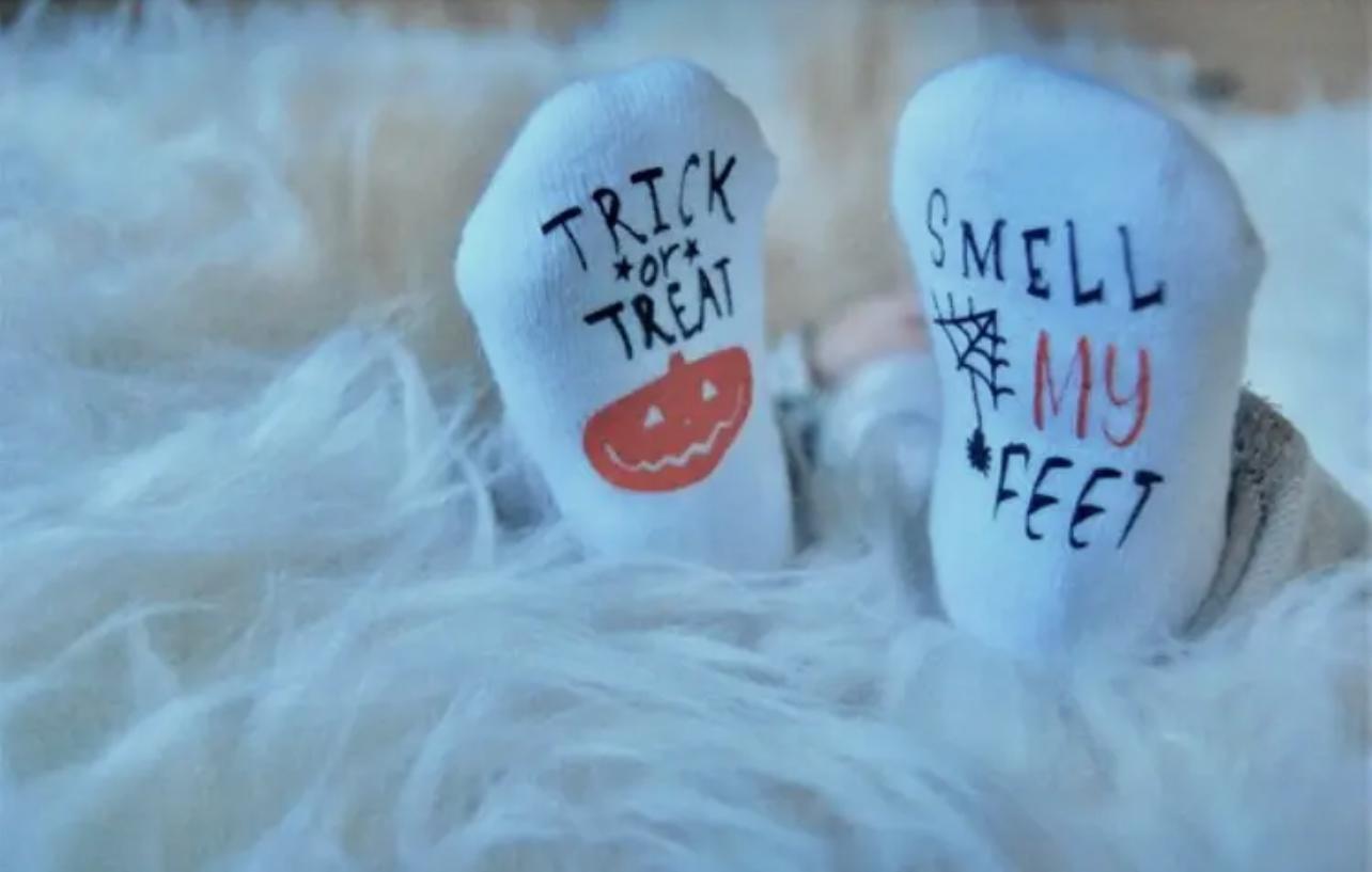 Trick or Treat Smell My Feet Socks