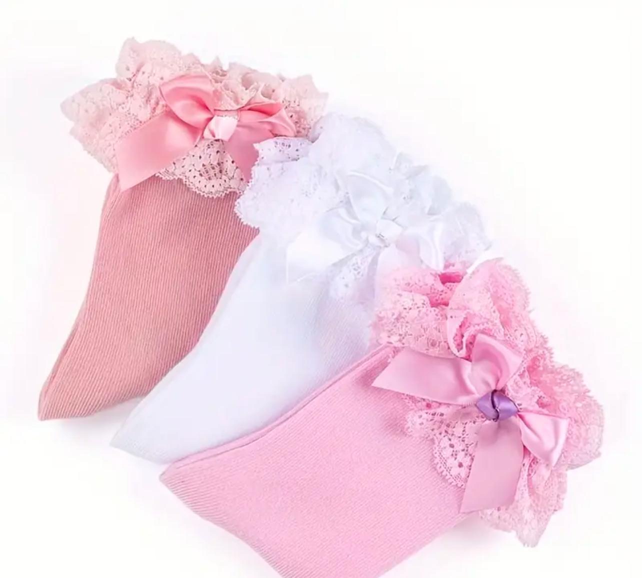 Cotton High Bow Lace Socks