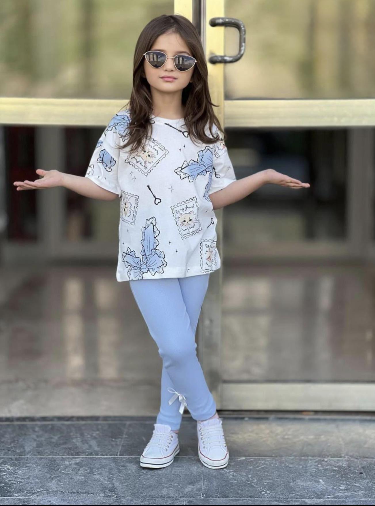 Girls Chic Tshirt and Blue Leggings with Bows Set