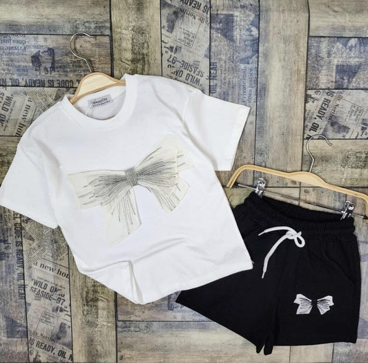 3D Design Bow Design Tshirt and Shorts Set