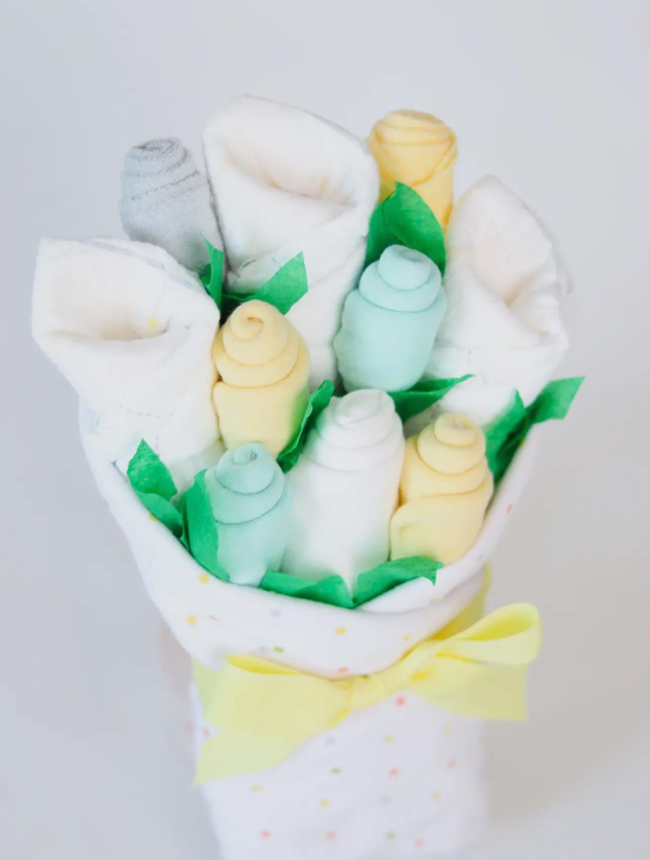 Gender Neutral Baby Gift Set Bouquet - Dot