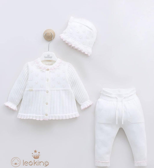 Leo King White Knit 3 Piece Set with Hat